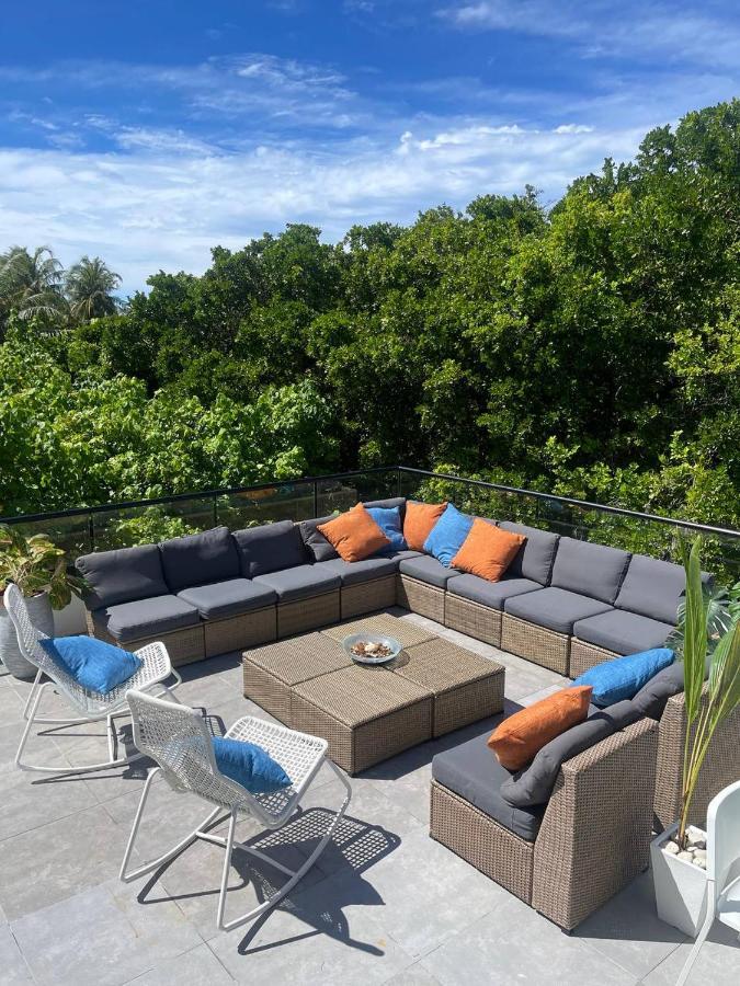 Unwind Dhigurah Hotel Dhigurah  Exterior photo